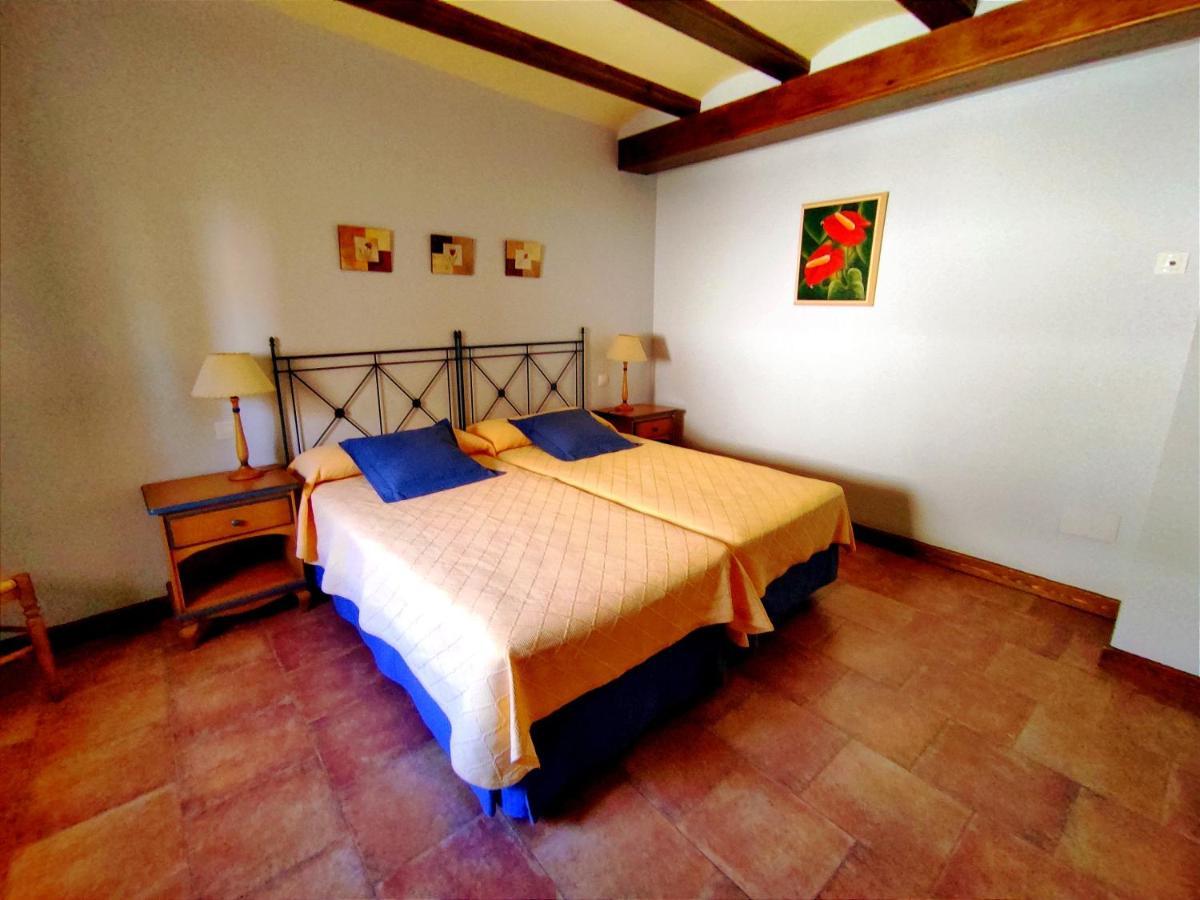 Hotel Albarran อัลบาร์ราซิน ภายนอก รูปภาพ