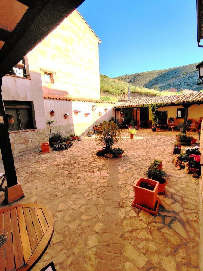 Hotel Albarran อัลบาร์ราซิน ภายนอก รูปภาพ